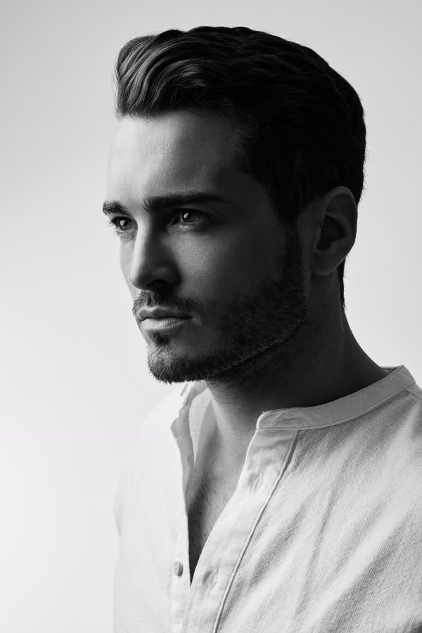 Andreas Schmid, black and white studio profile
